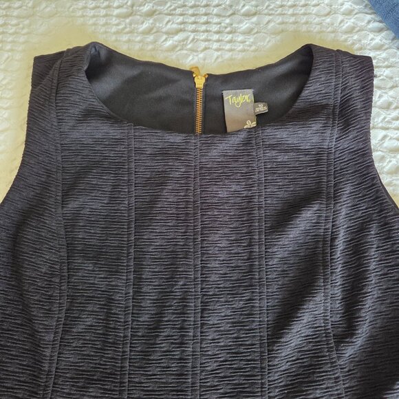 Taylor black fit and flare dress in lightweight material. Zip back. Size 10 - Picture 2 of 4